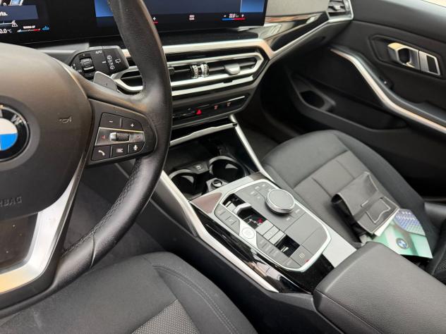 BMW Serie 3 320d Touring mhev 48V auto - Foto 9