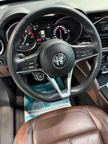 Alfa Romeo Stelvio Unicoproprietario Iva Esposta - Foto 9