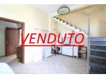 Porzione di casa indipendente con box e rustico su due livelli
