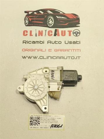 MOTORINO ALZAVETRO POSTERIORE DESTRA MERCEDES Classe C S. Wagon W204 A2048200542 0130822442 646811 (07)