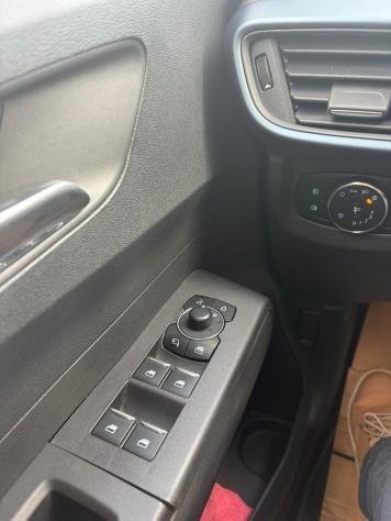 Ford Tourneo Courier FULL - Foto 3