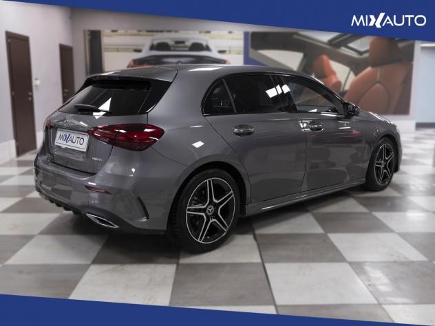 Mercedes A 200 D Automatic Premium AMG Line Night Edition - Foto 5