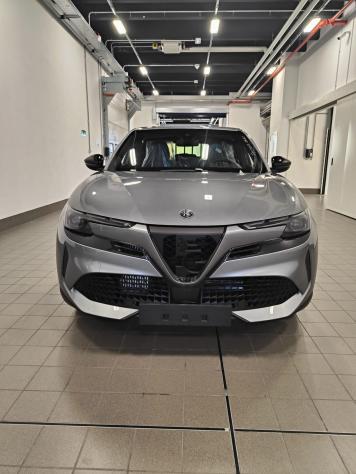 Alfa Romeo Junior Junior 1.2 145 CV Hybrid eDCT6 Speciale** - Foto 2