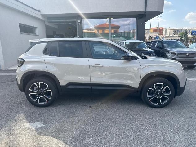 Jeep Avenger 1.2 Turbo 110 CV MHEV Summit con Tetto Apribile. - Foto 6