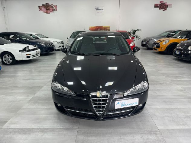 Alfa Romeo 147 5p 1.6 ts 16v 105cv - Foto 2