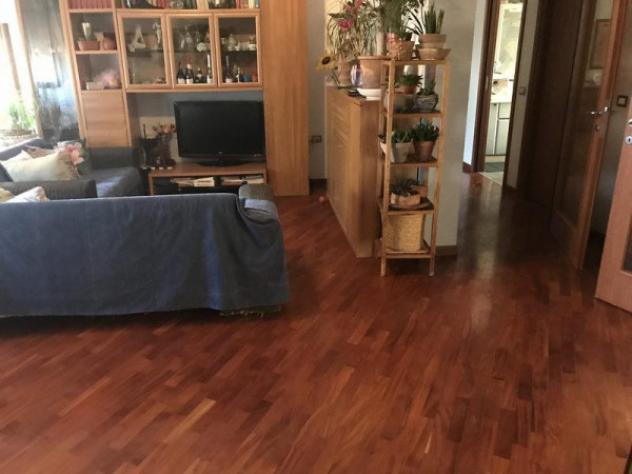 Appartamento di 120 m² con 4 locali e box auto in vendita a Novi di Modena - Foto 3