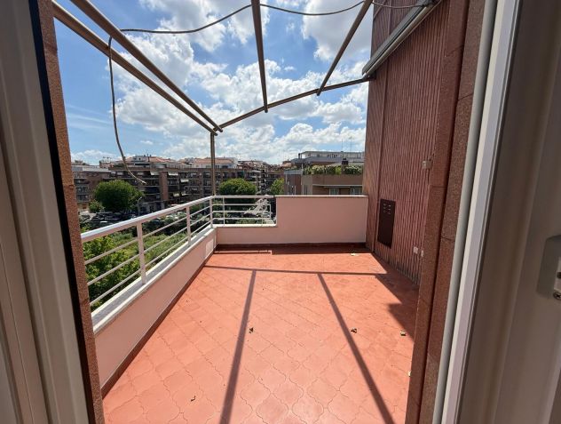 Roma -Talenti Appartamento di ampia metratura piano alto - Foto 5