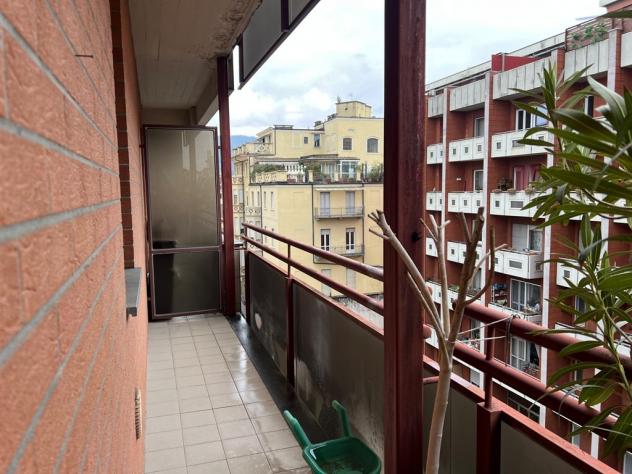 Adiacenze piazza Carducci via Cellini in stabile recente piano alto trilocale - Foto 9
