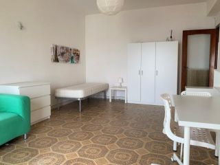 Stanza in appartamento in affitto a Catanzaro