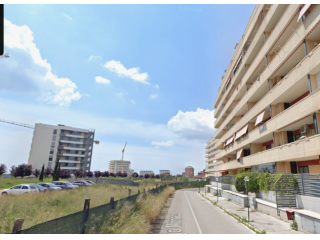 FONTE LAURENTINA BILOCALE ARREDATO CON POSTO AUTO