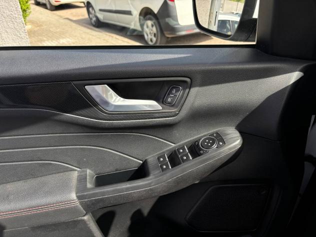 Ford Kuga 2.0 EcoBlue Hybrid 150 CV ST Line - Foto 10
