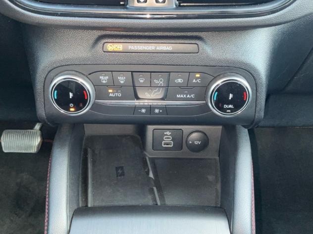 Ford Kuga 2.0 EcoBlue 120CV 2WD ST-Line X Auto - Foto 10