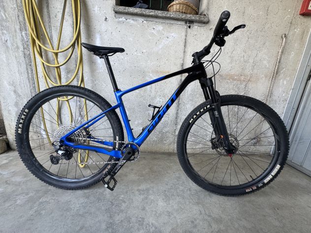 GIANT XTC ADVANCED CARBON 29"