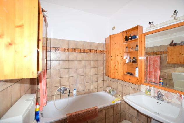 CASA INDIPENDENTE di 3 vani e di 140 mq (CAVASO DEL TOMBA) rif. H54_6 - Foto 20