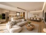Prestigiosa Residenza Indipendente con Mansarda, Taverna e Giardino
