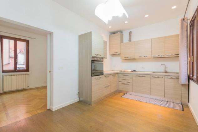 Appartamento di 110 m² con 4 locali in vendita a Venezia - Foto 3