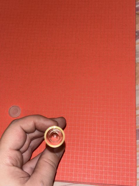 UN PICCOLO CONTENITORE/PROVETTA NUOVA IN VETRO CON TAPPO A PRESSIONE - Foto 4