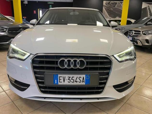AUDI A3 SPB 1.6 TDI *NAVI/LED/BLUETOOTH/AUX* rif. 23917643 - Foto 2