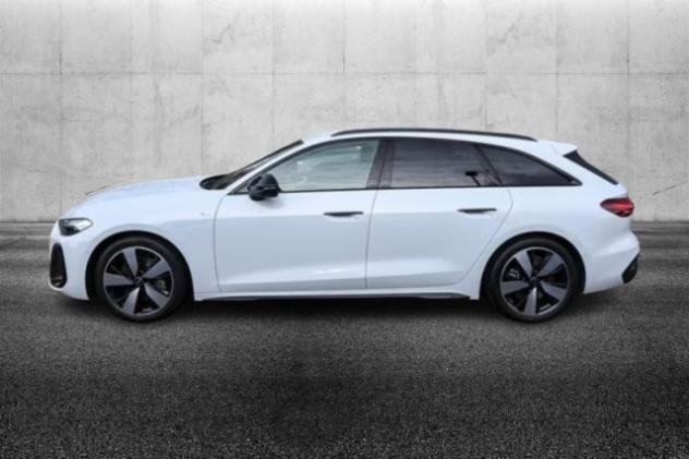 AUDI A5 Avant TDI 150 kW mHEV+ S tronic S Line edition rif. 23112619 - Foto 3