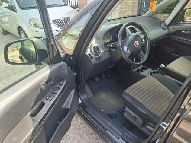 Fiat Sedici 2.0 MJT 16V DPF 4x4 Emotion - Foto 8