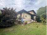 Villa di 460 m² con più di 5 locali e box auto doppio in vendita a Induno Olona