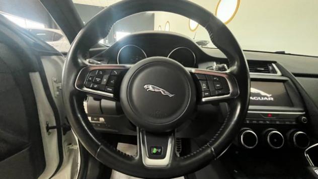 JAGUAR E-Pace 2.0D 180 CV AWD aut. R-Dynamic S rif. 23811892 - Foto 10