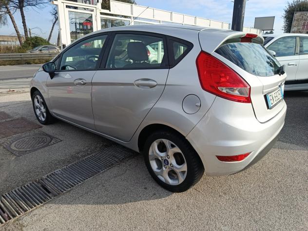 Ford Fiesta 1.4 TDCi 70CV 5p. Titanium - Foto 7