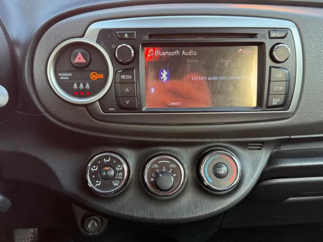 Toyota Yaris 1.4 D-4D 5 porte Lounge - Foto 10