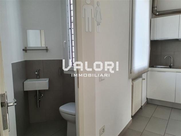 INCANTEVOLE TERRA-CIELO RISTRUTTURATA CON CORTE PRIVATA E GARAGE - Foto 11