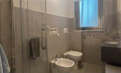 BILOCALE MODERNO CON TERRAZZO - Foto 7