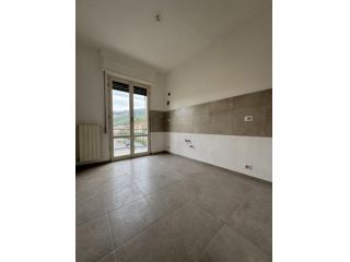 Trilocale in affitto a Casarza Ligure