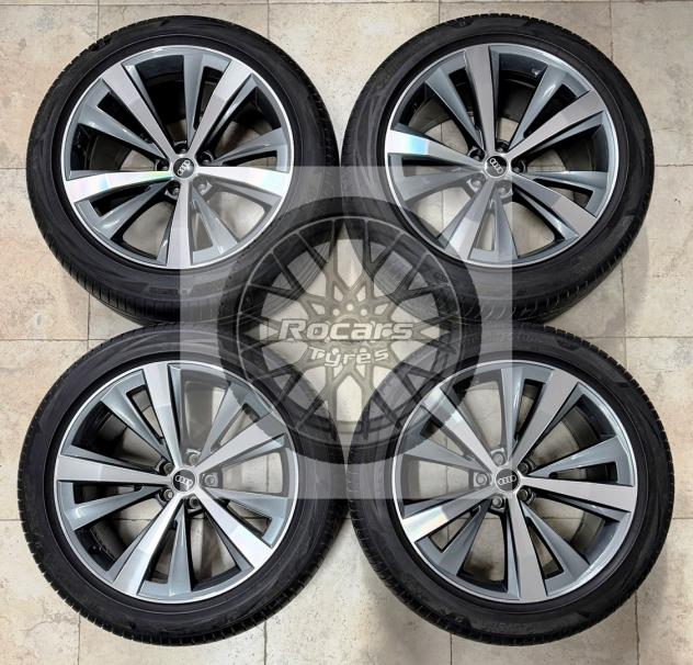 Cerchi e pneumatici 21 originali Audi Q8