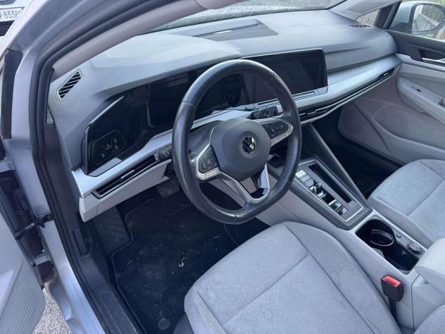 Volkswagen Golf 2.0 TDI DSG SCR Life-2022 - Foto 8