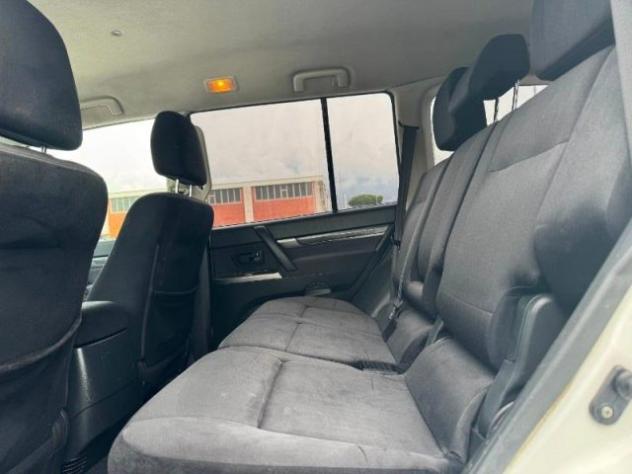 MITSUBISHI Pajero 3.2 DI-D 16V aut. 5p. Intense DPF rif. 21837123 - Foto 8