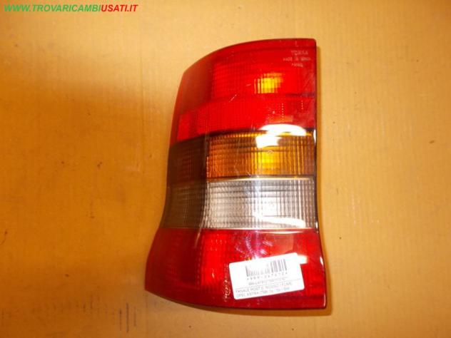 FANALE POST.S. ROSSO / FUME OPEL ASTRA (T98) 3p / 5p / SW  Parti elettriche  Fanaleria  Fanali  Fanale post. sx. OPEL - ASTRA F - 01-03-1998 - 01-02-2