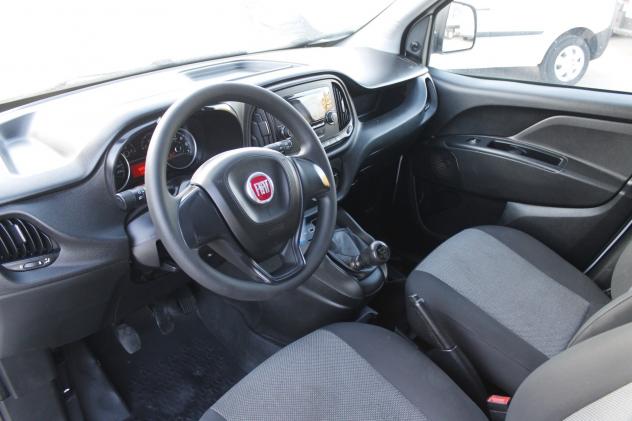 Fiat Doblo Dobl1.6 MJT 90CV S&S PC-TN Cargo - Foto 6