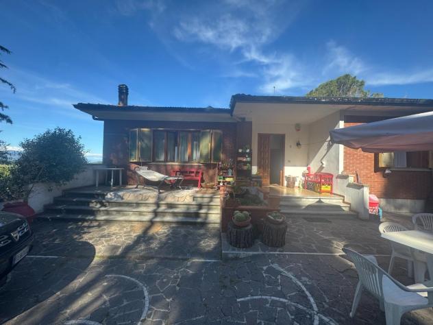 casa indipendente in vendita a Collesalvetti in zona Castell'Anselmo