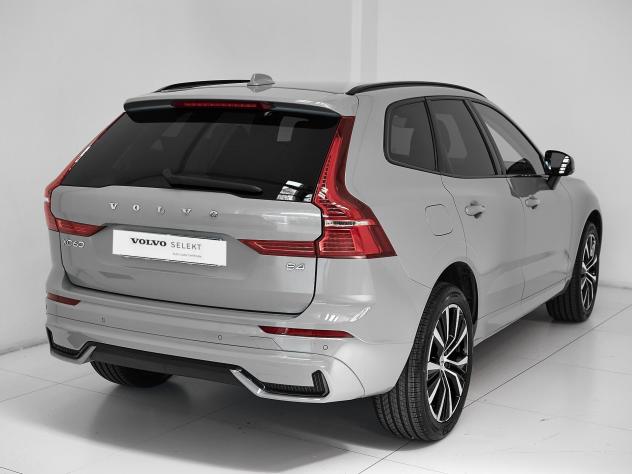 Volvo XC60 B4 D automatico Plus Dark - Foto 5