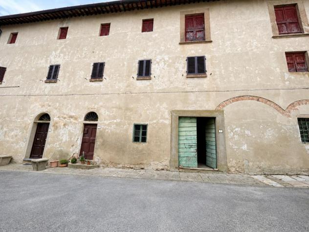 Stabile/Palazzo in vendita a Montelopio - Peccioli 700 mq Rif: 1273142