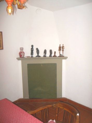 M 1001-IN ESCLUSIVA-Porz. di fabbr. a 700 mt di altitudine 2 unita'compl.ristrut - Foto 4