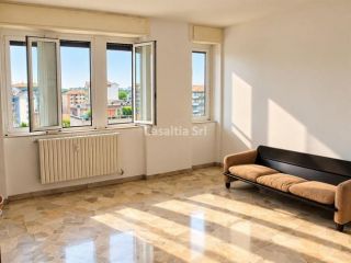 #Pentalocale arredato con aria condizionata in affitto ad Affori