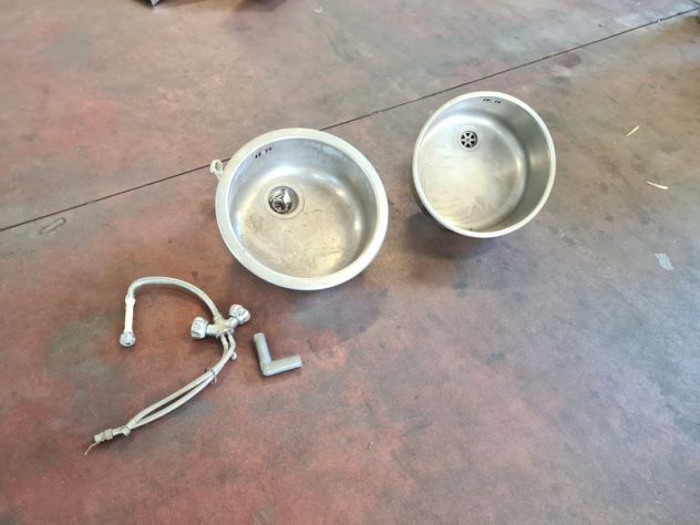 2 lavelli a incasso rotondi inox usati