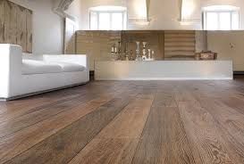laminati e pavimenti in legno