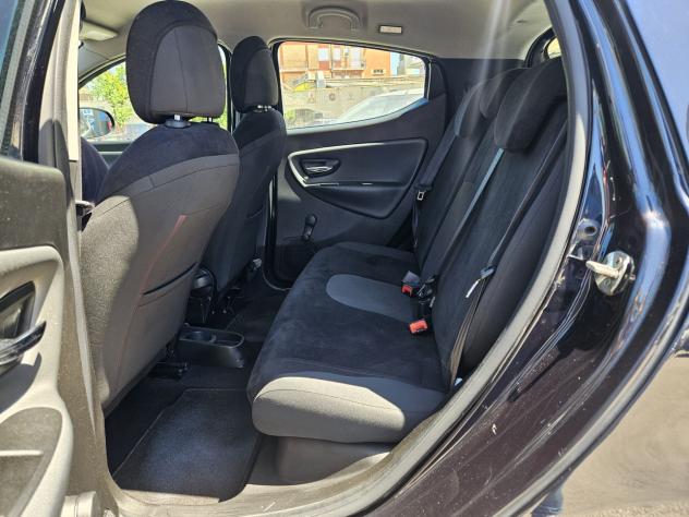 Lancia Ypsilon 1.2 69 CV 5 porte Gold - Foto 7