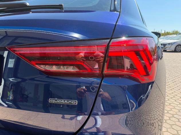 Audi Q3 35 TDI quattro S tronic Business Advanced - Foto 9