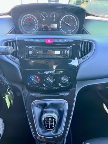 Lancia Ypsilon 1.3 MJT 16V 95 CV 5 porte S&S Mya - Foto 10