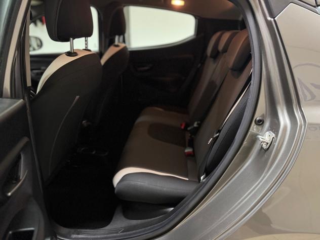 Lancia Ypsilon 1.2 69 CV 5 porte GPL Ecochic Gold - Foto 8
