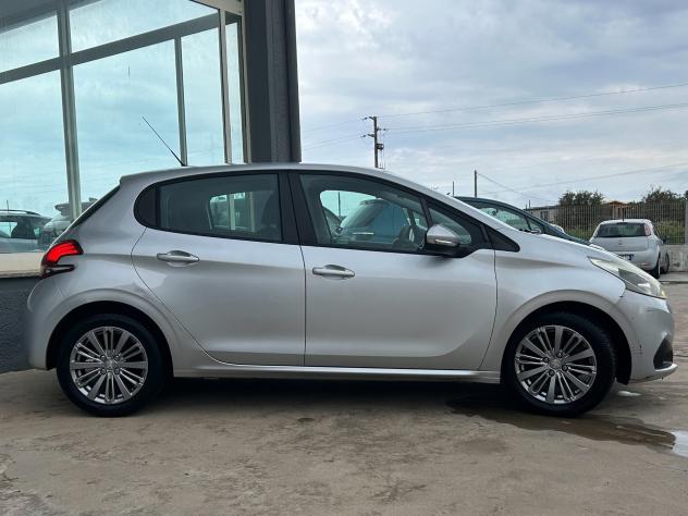 Peugeot 208 BlueHDi 75 5 porte Active - Foto 3