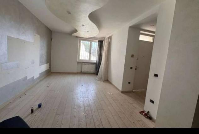 Immobile in asta di 385 m² con più di 5 locali e box auto in vendita a Lavagno - Foto 14