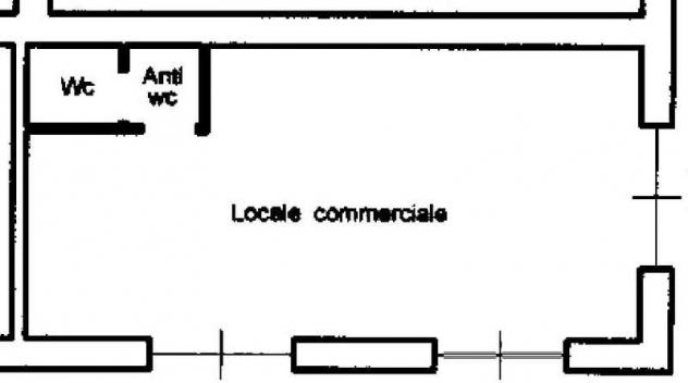 A000070 - Locale commerciale disposto ad angolo